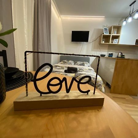 Love Glow Studio Krasków Εξωτερικό φωτογραφία