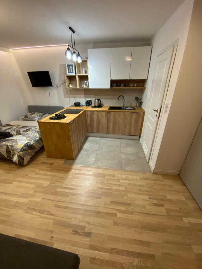 Love Glow Studio Krasków Εξωτερικό φωτογραφία